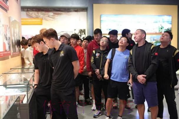中国冰球协会开展爱国主义教育 中国冰球协会开展爱国主义教育